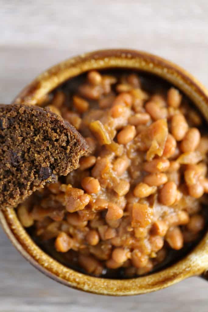 vegan Boston baked beans in a pot with brown bread