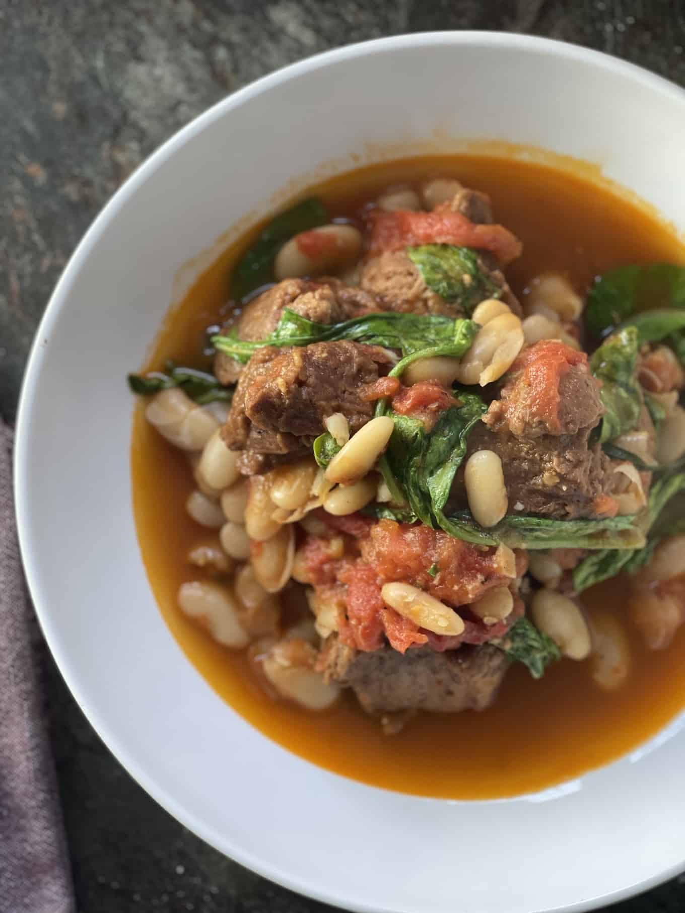 Braised Seitan with Roasted Tomatoes and Cannellini Beans-image